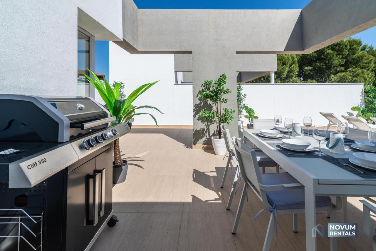 Apartment Newly Built Modern Penthouse In Puerto Banus Marbella