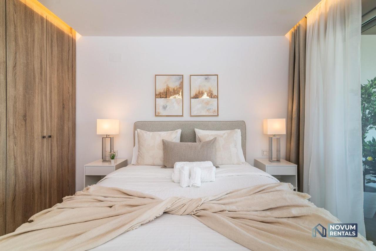 Apartment Newly Built Modern Penthouse In Puerto Banus *